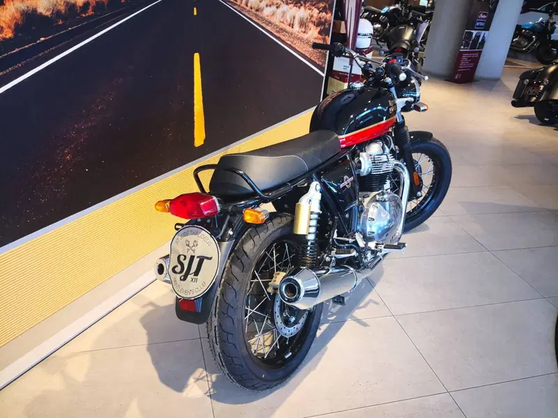 Royal Enfield Interceptor 650 (2021 - 26) (9)