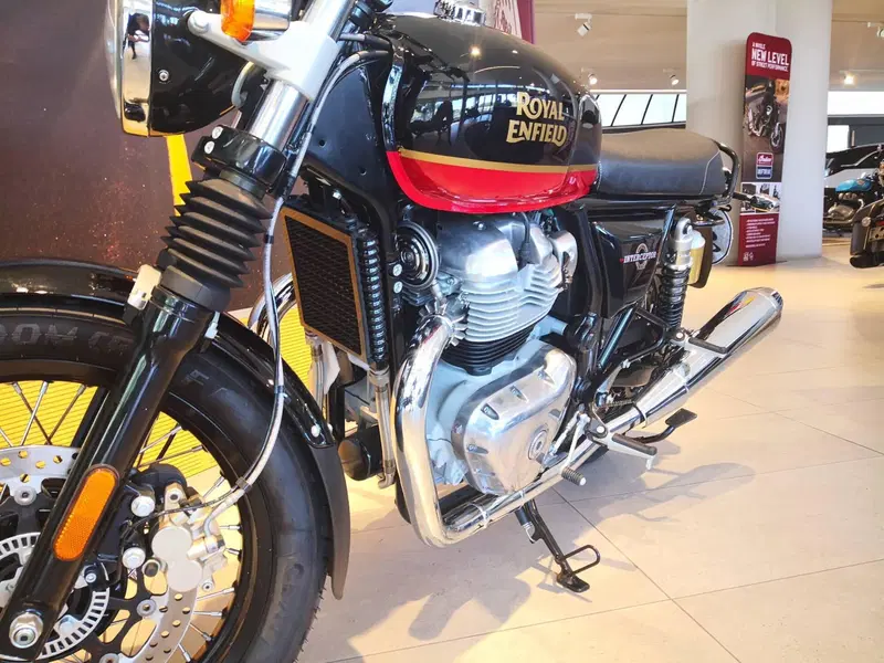 Royal Enfield Interceptor 650 (2021 - 26) (12)