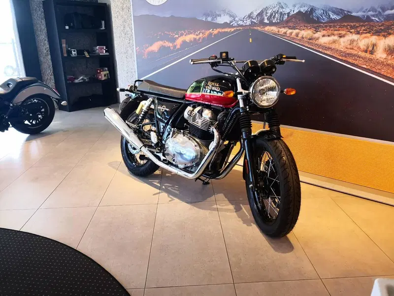 Royal Enfield Interceptor 650 (2021 - 26) (3)