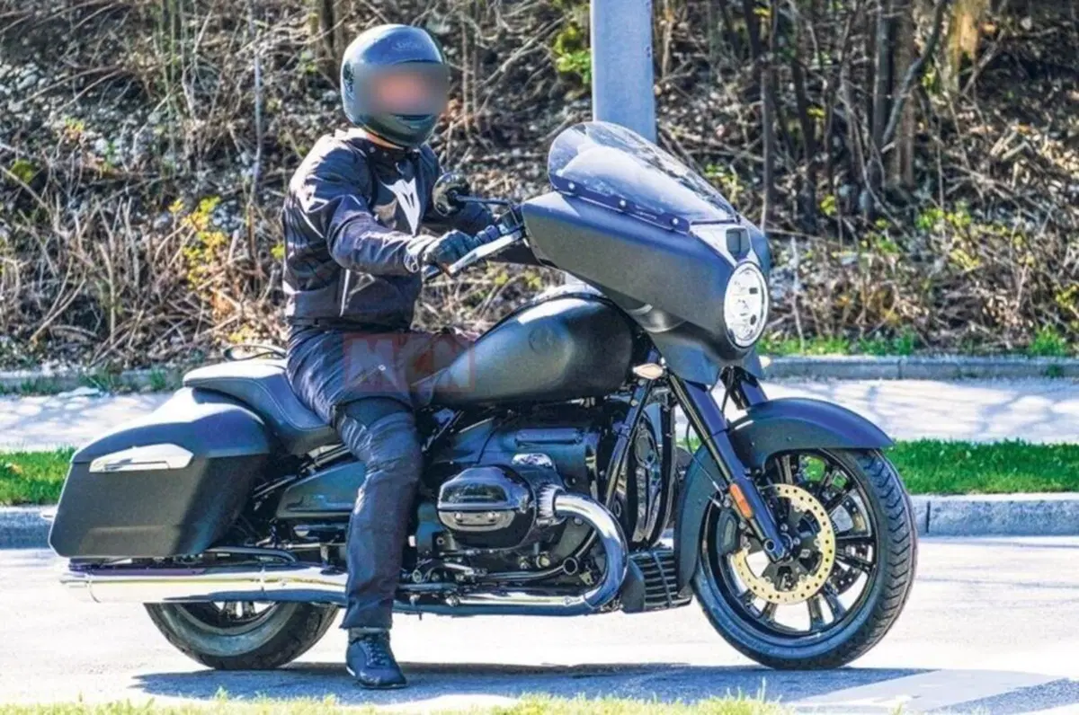 Una nuova BMW R18 (Transcontinental o Bagger) in arrivo a luglio?