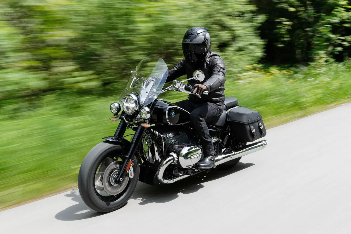 BMW R18 Classic: piacere condiviso (5)