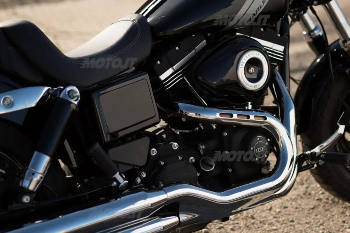 Harley-Davidson Dyna Fat Bob (19)
