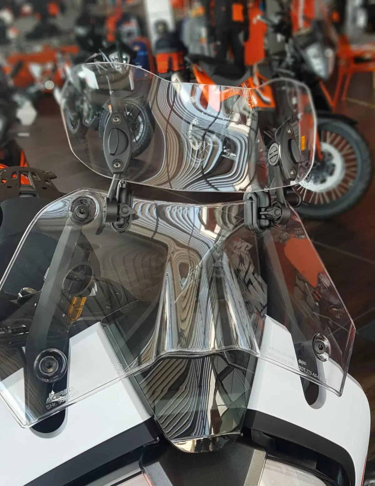 KTM SPOILER PARABREZZA 63708906044 (2)