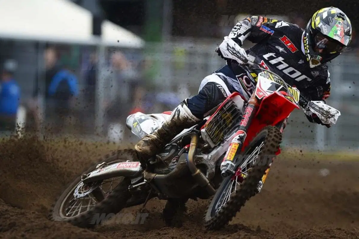 Le foto più spettacolari del GP del Benelux (31)