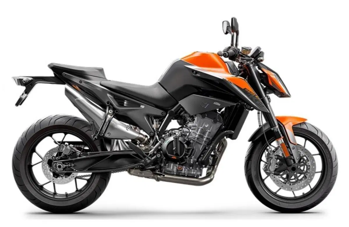 Nuova KTM 990 Duke, per cominciare. [Foto spia]