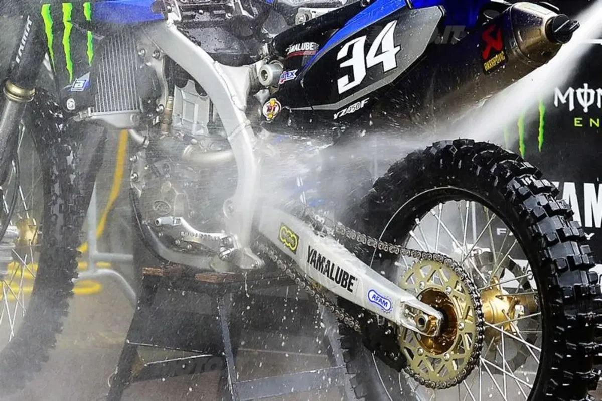 Le foto più spettacolari del GP del Benelux (56)