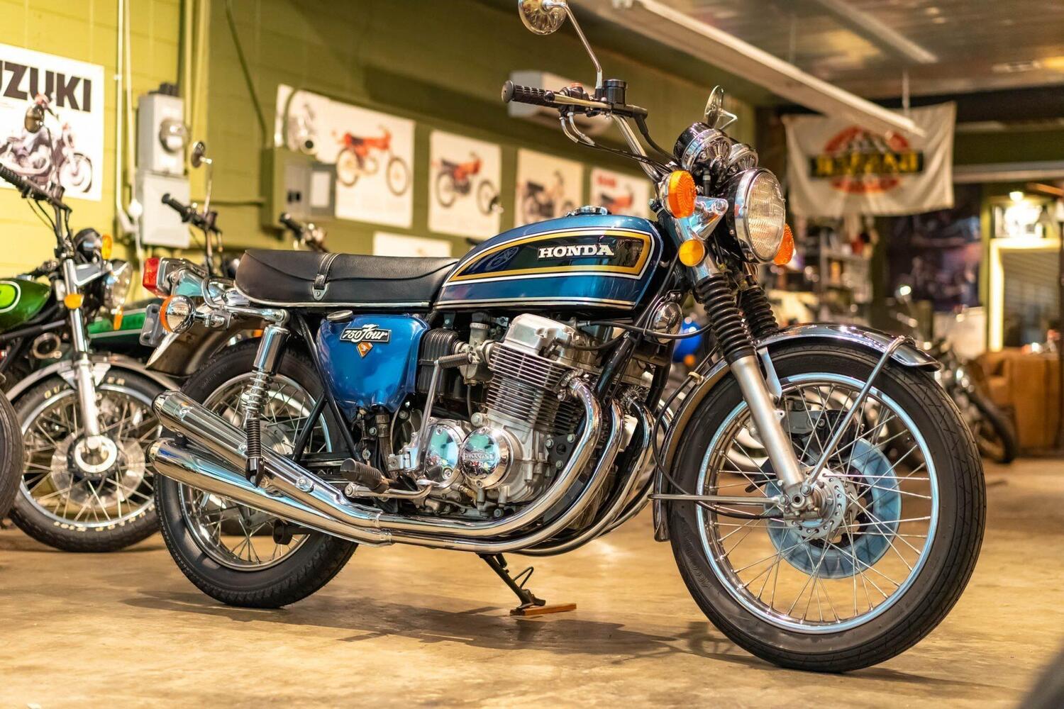 Honda CB750 Four, due esemplari d'epoca sono all'asta