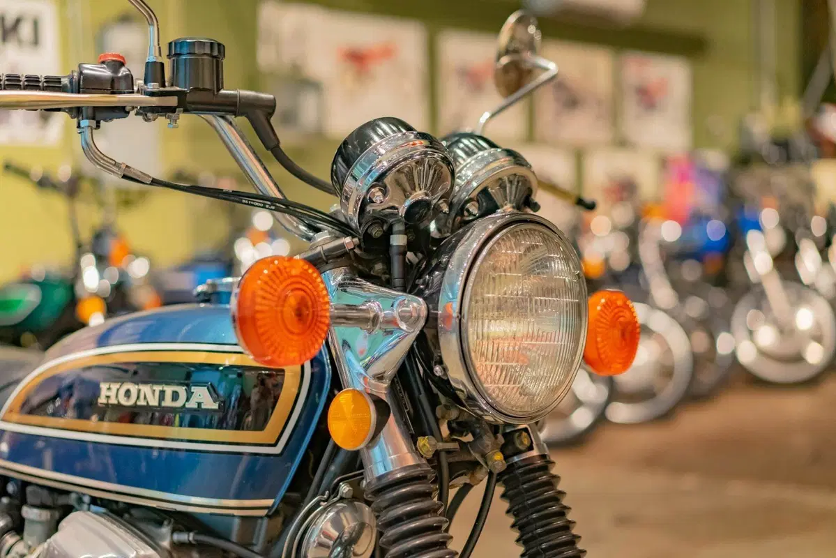 Honda CB750 Four, due esemplari d'epoca sono all'asta (13)