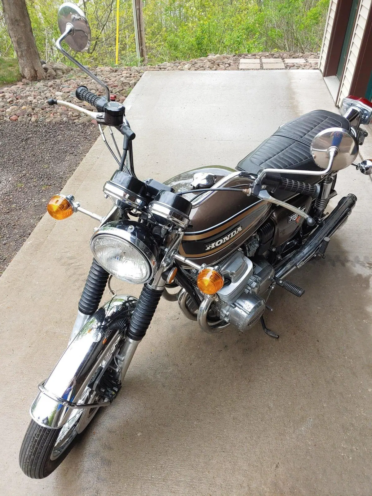 Honda CB750 Four, due esemplari all'asta (4)