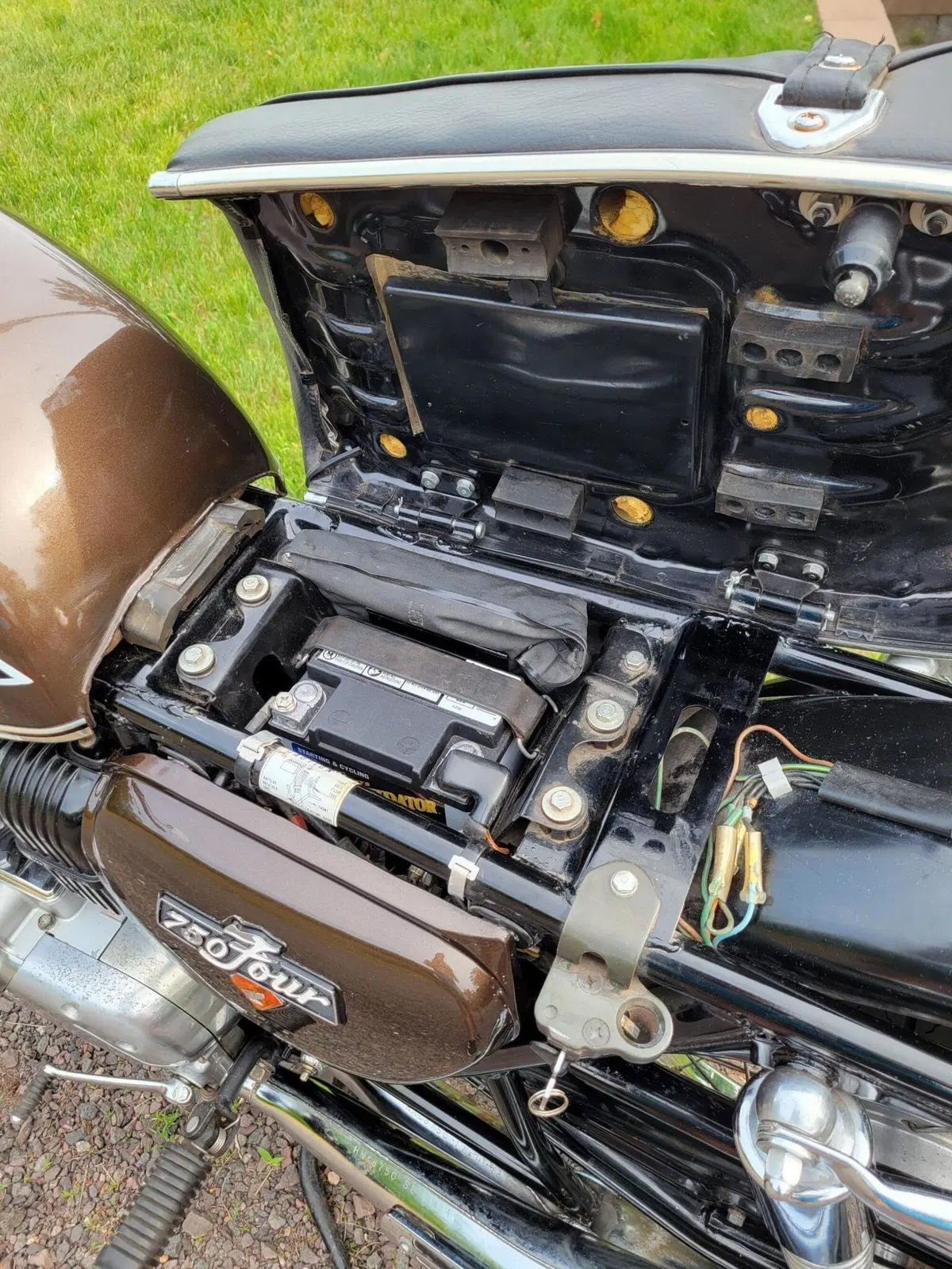 Honda CB750 Four, due esemplari all'asta (14)
