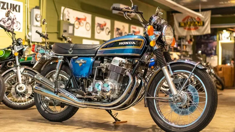 Honda CB750 Four, due esemplari d'epoca sono all'asta