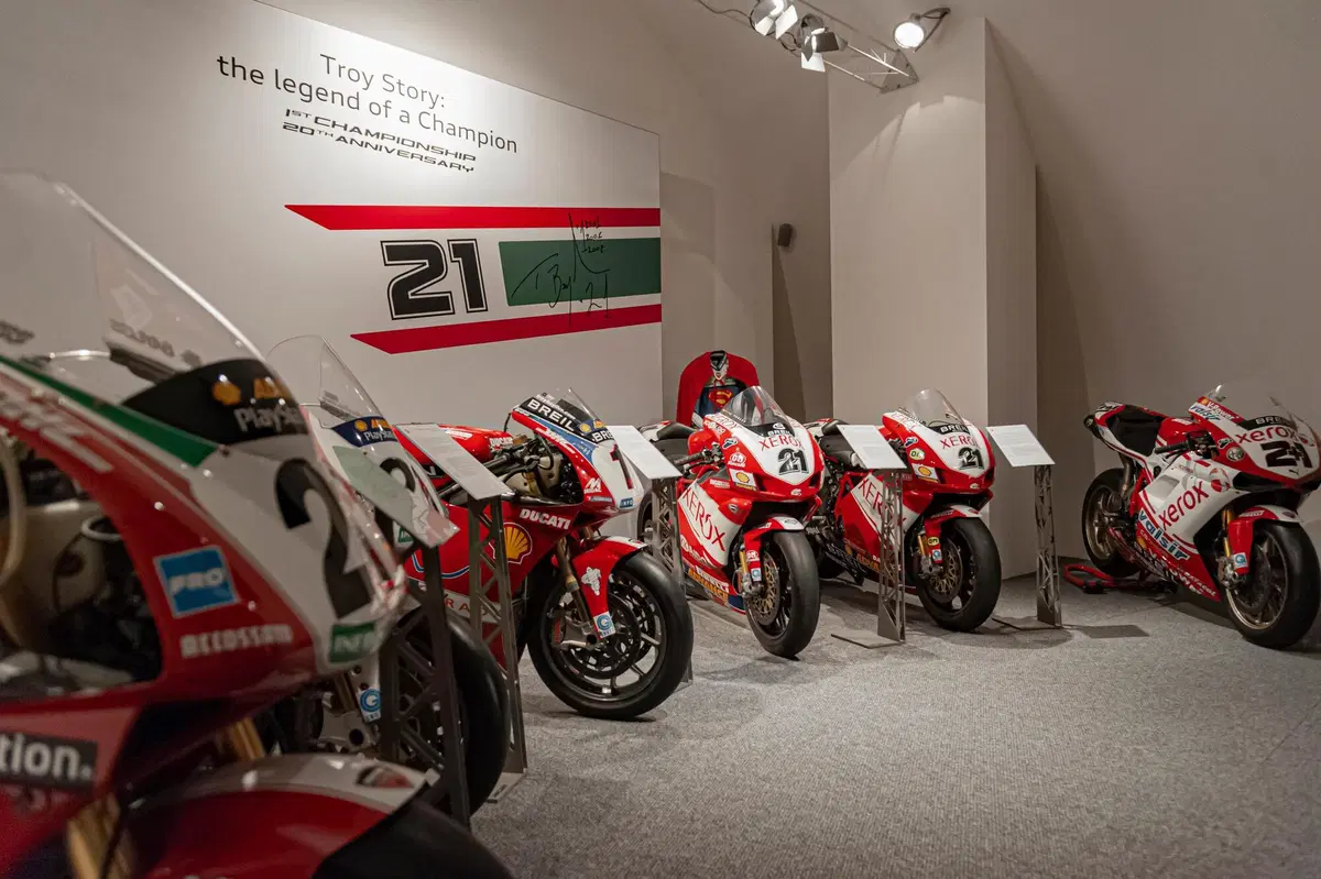 Tutte le Ducati di Troy Bayliss, da corsa e stradali. E un nostro video (10)