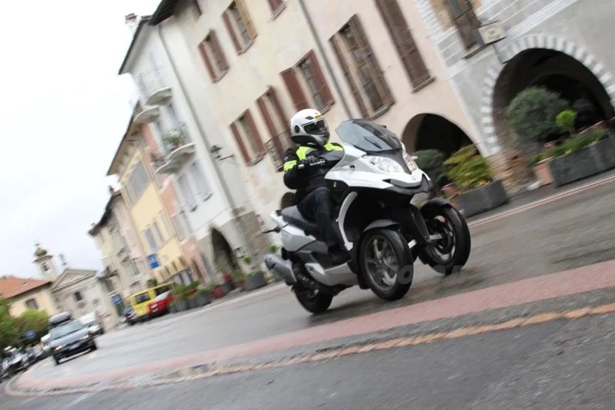 Quadro 350S