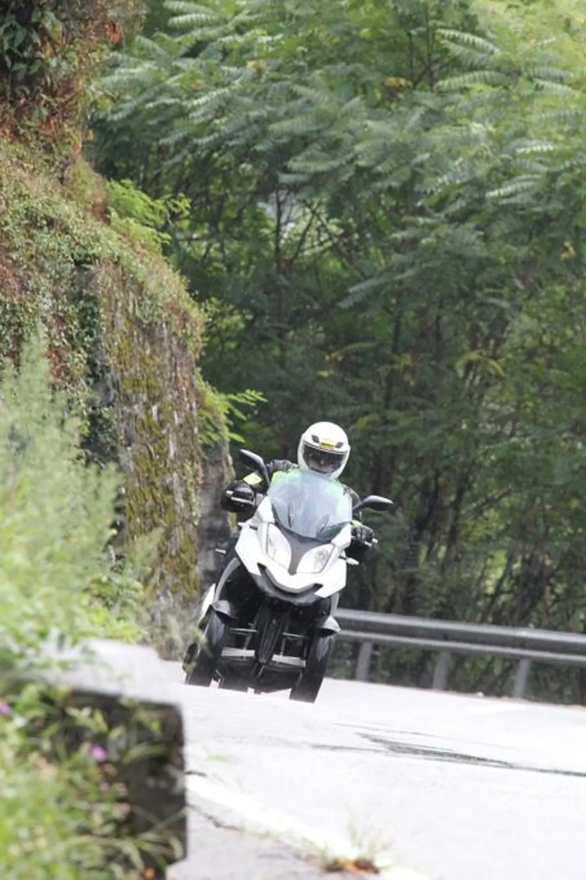 Quadro 350S (13)
