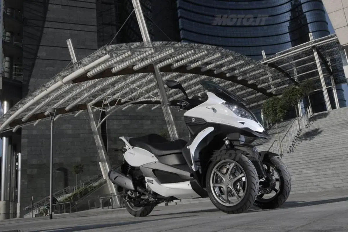 Quadro 350S (21)