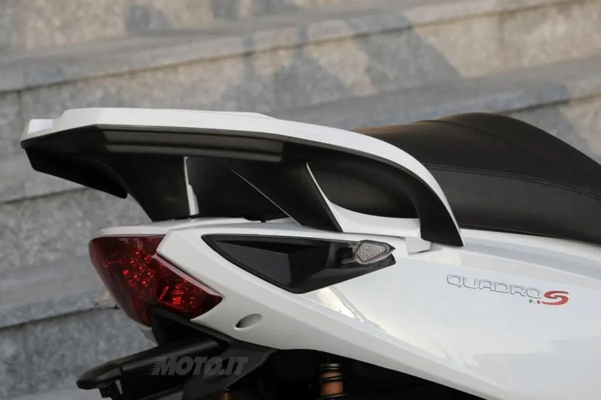 Quadro 350S (34)
