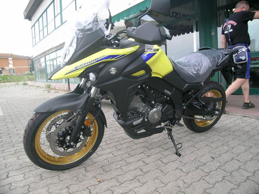 Suzuki V-Strom 650XT (2021 - 24) (3)