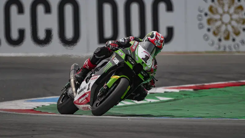 SBK 2021. GP d'Olanda: Jonathan Rea domina anche la Gara2 di Assen