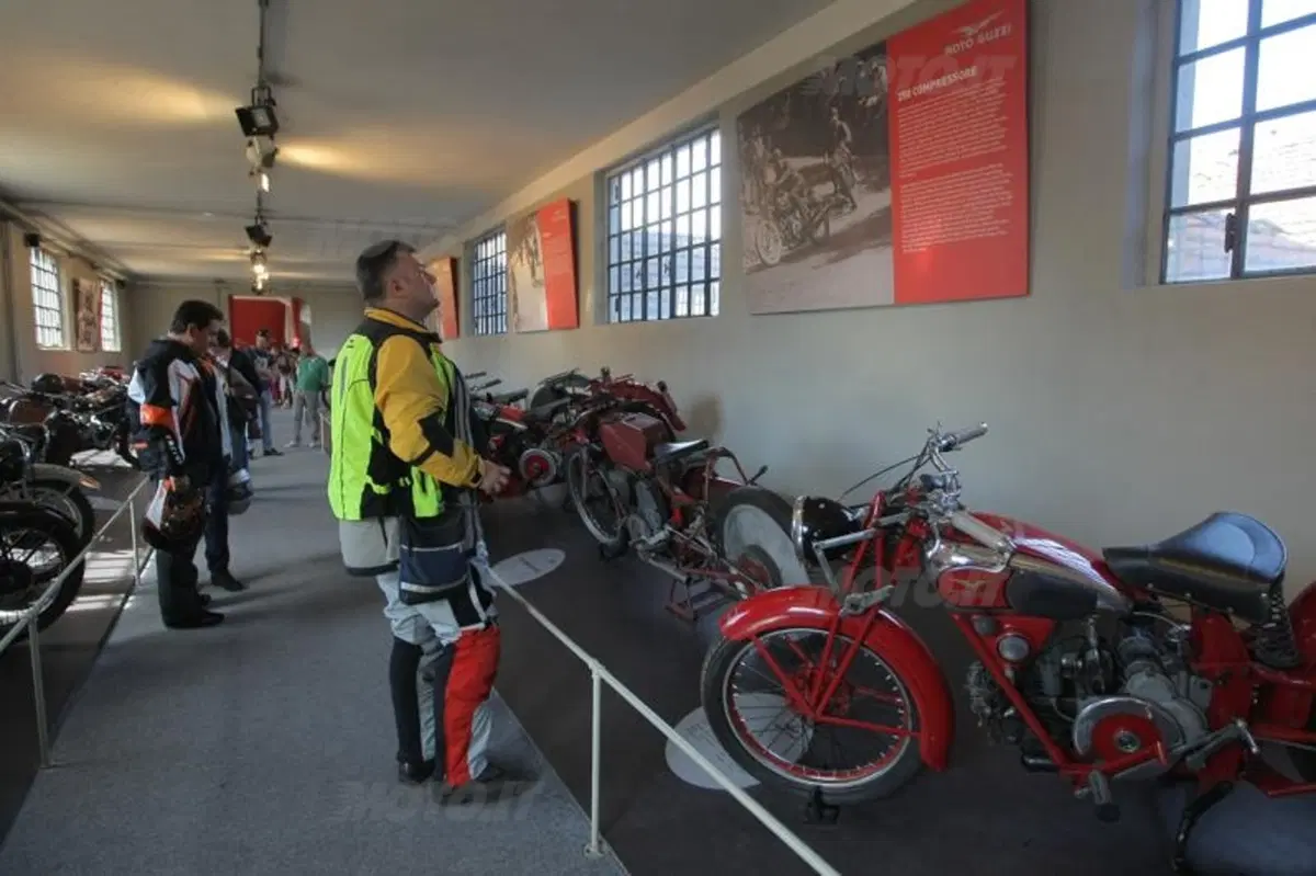 Open House Moto Guzzi 2013 (8)