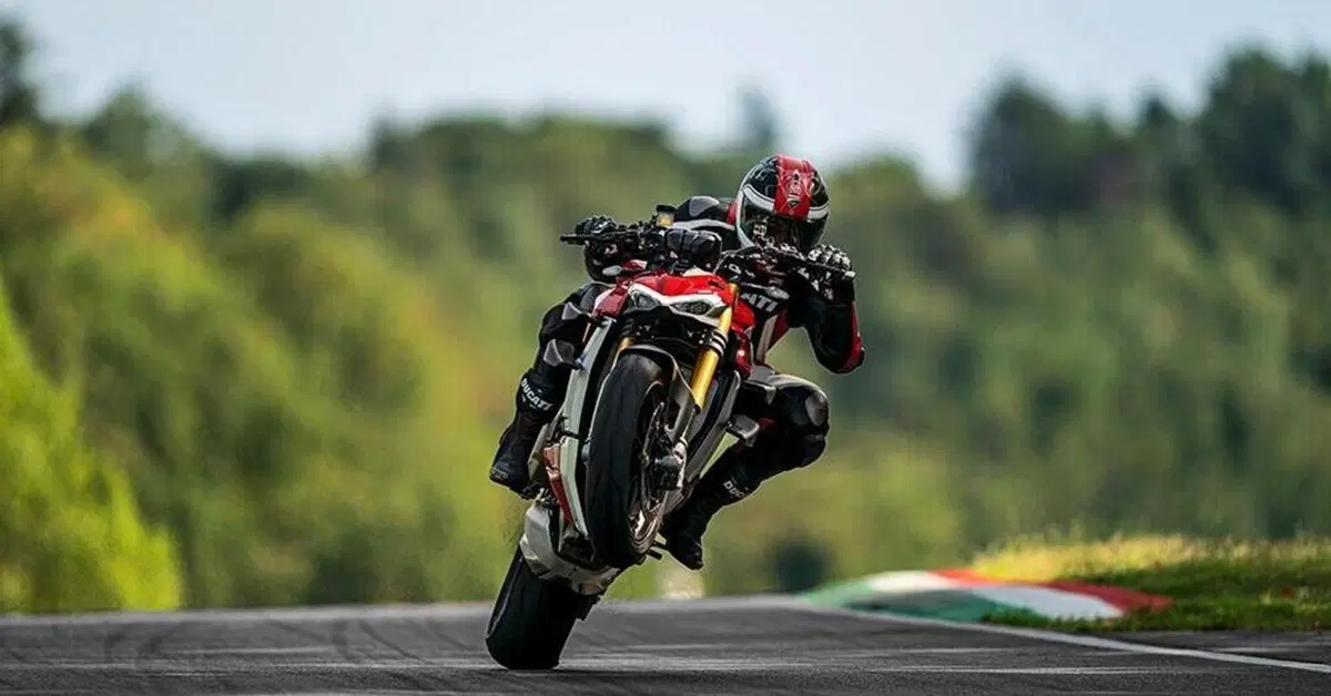 Ducati Streetfighter V4 SP: depositato il nome all'EPA