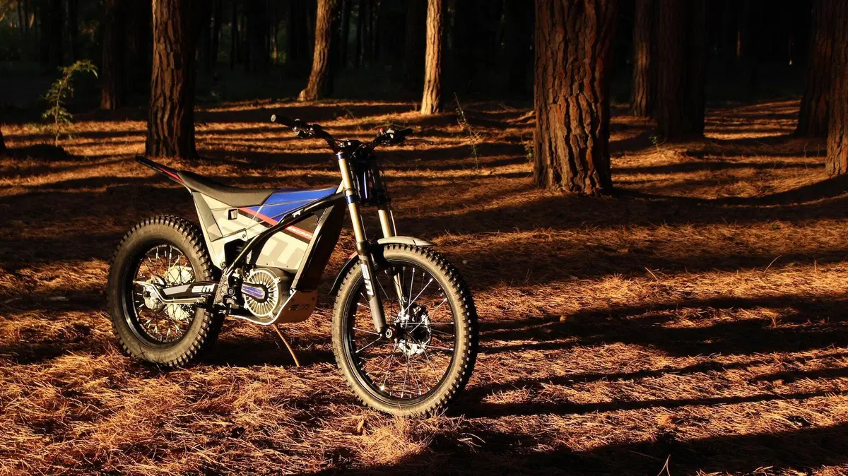 Electric Motion: gamma Epure 2022 per Trial e Alpinismo (16)