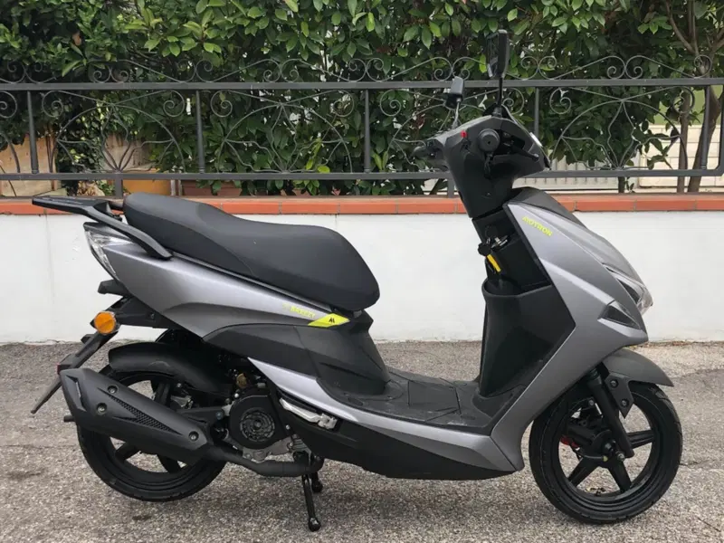 Motron Motorcycles Breezy 50 4T (2021 - 26)