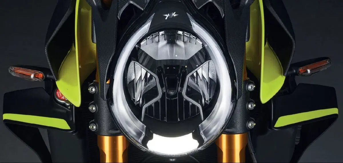 MV Agusta Brutale 1000RR 2021. Dati, foto e prezzo (16)