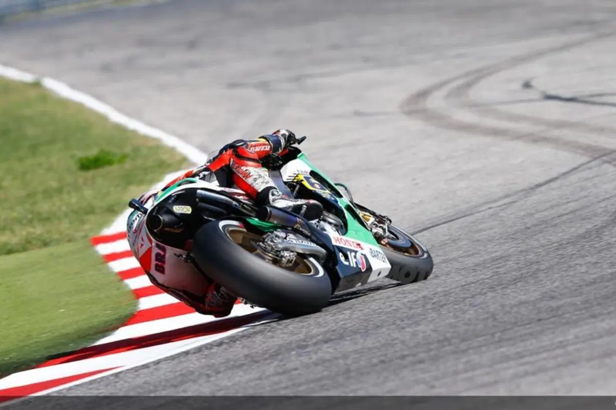 Test MotoGP. A Misano Honda e Yamaha con le moto 2014 (3)