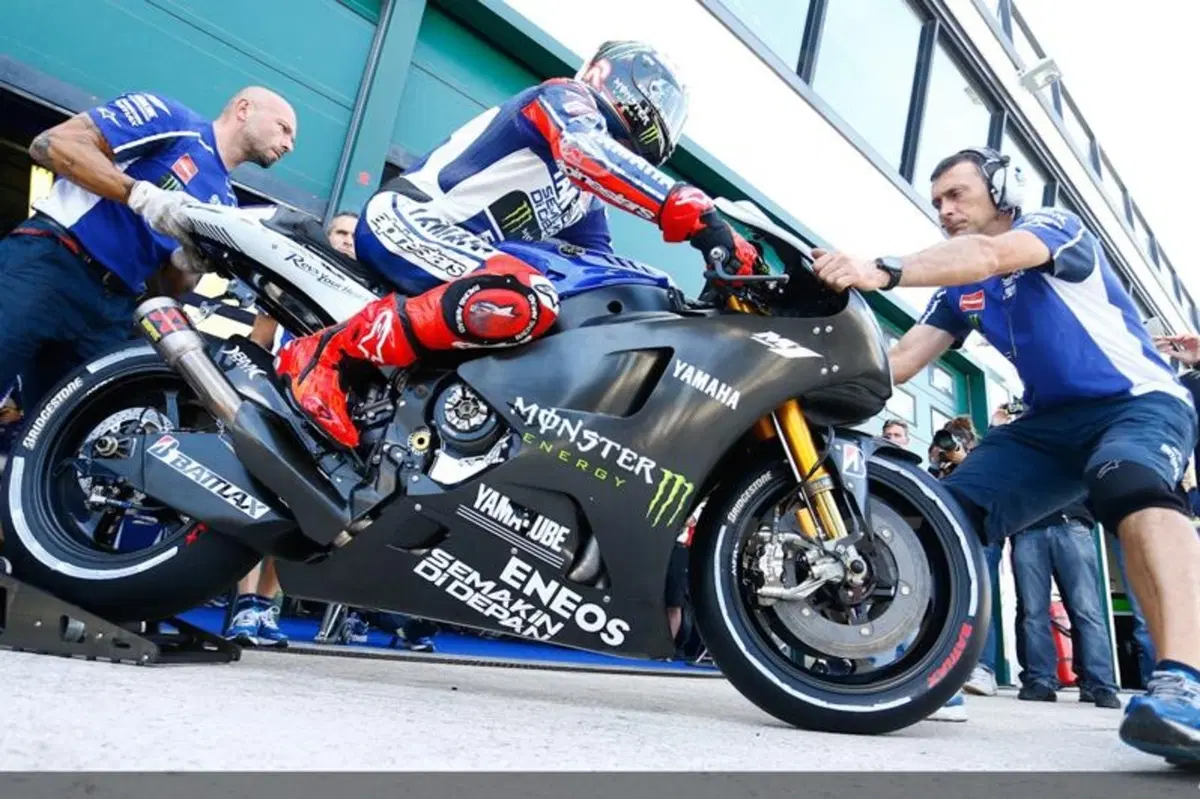 Test MotoGP. A Misano Honda e Yamaha con le moto 2014 (14)