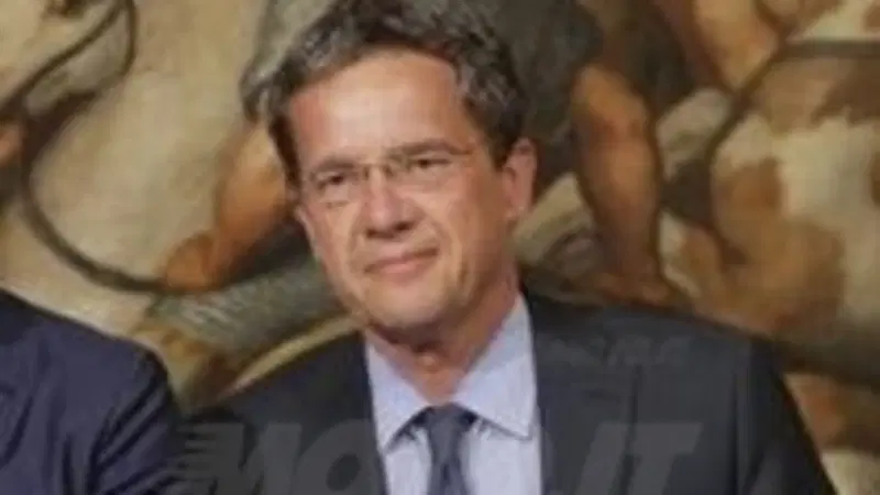 Casero: "La rimozione del superbollo &egrave; al vaglio. Uno sbaglio averlo introdotto" 