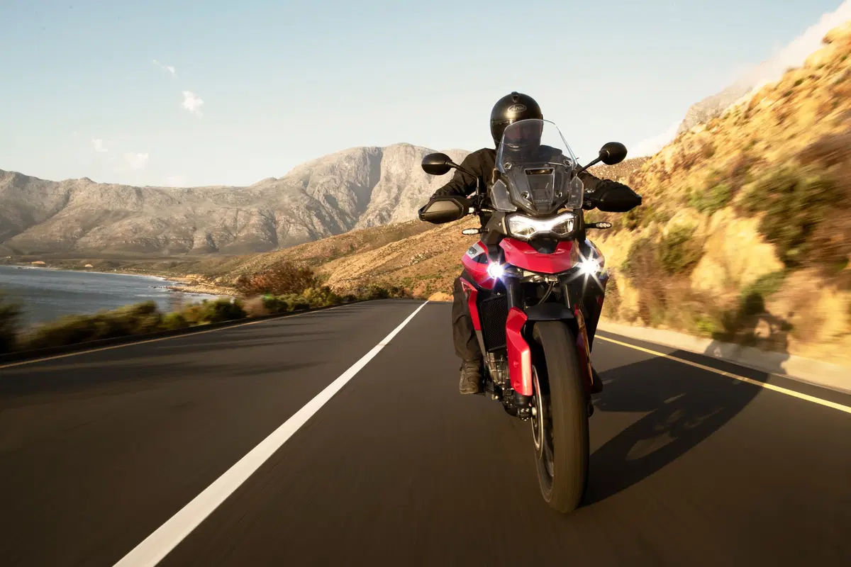 Triumph Tiger 900: tutti i prezzi della gamma 2020 (11)