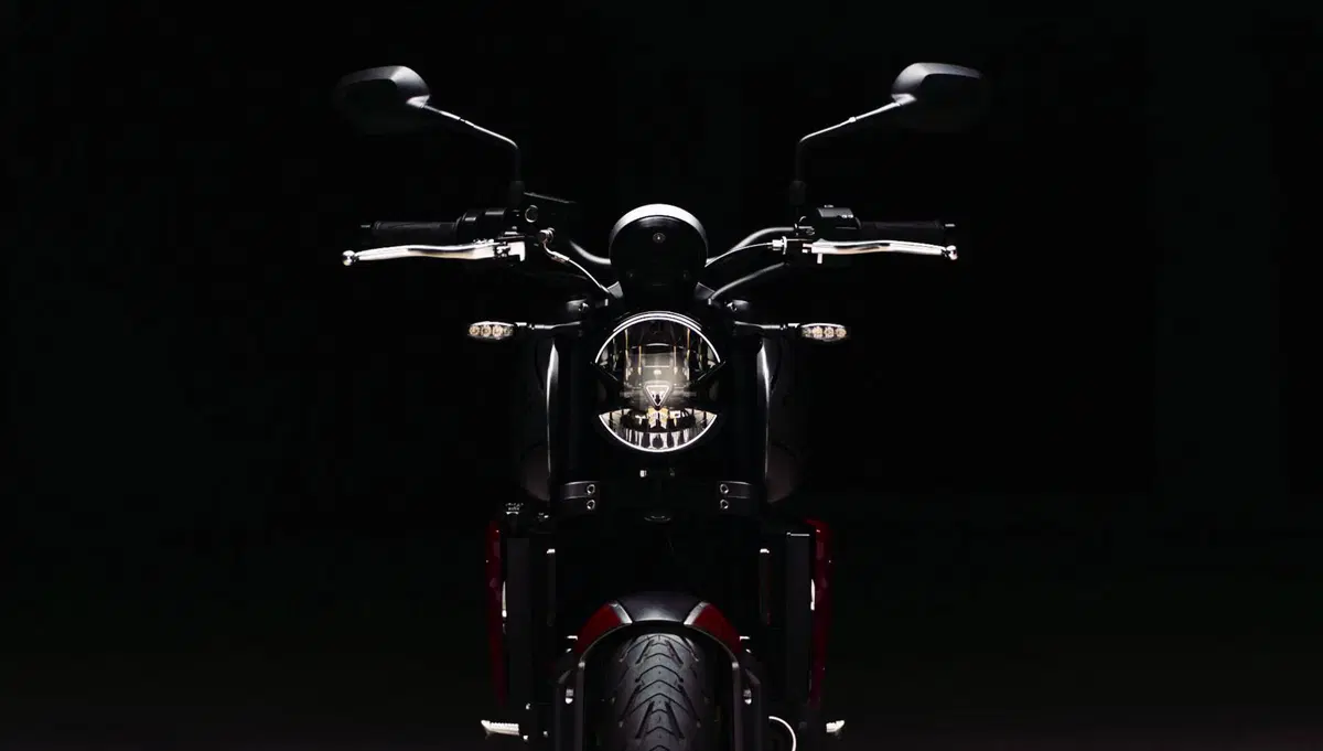 Triumph Trident 660: tutte le informazioni, prezzi e foto (27)