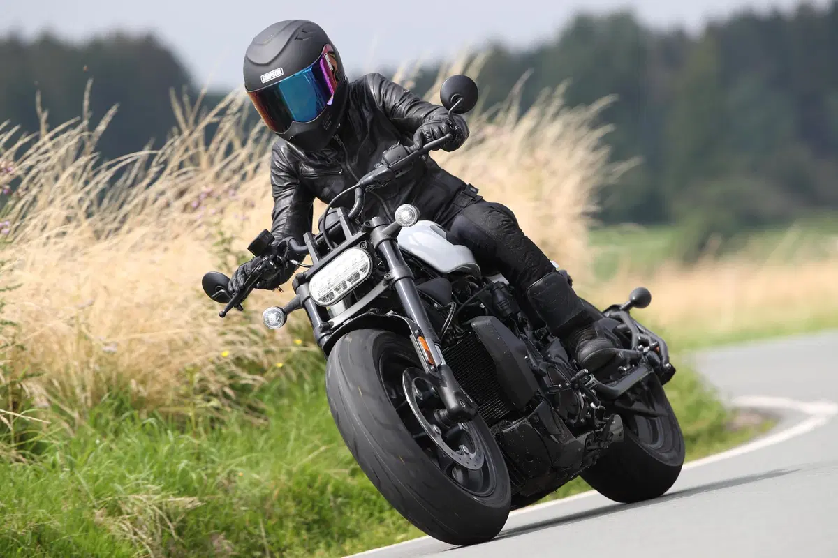 Harley-Davidson Sportster S: "You say you want a revolution!" (4)