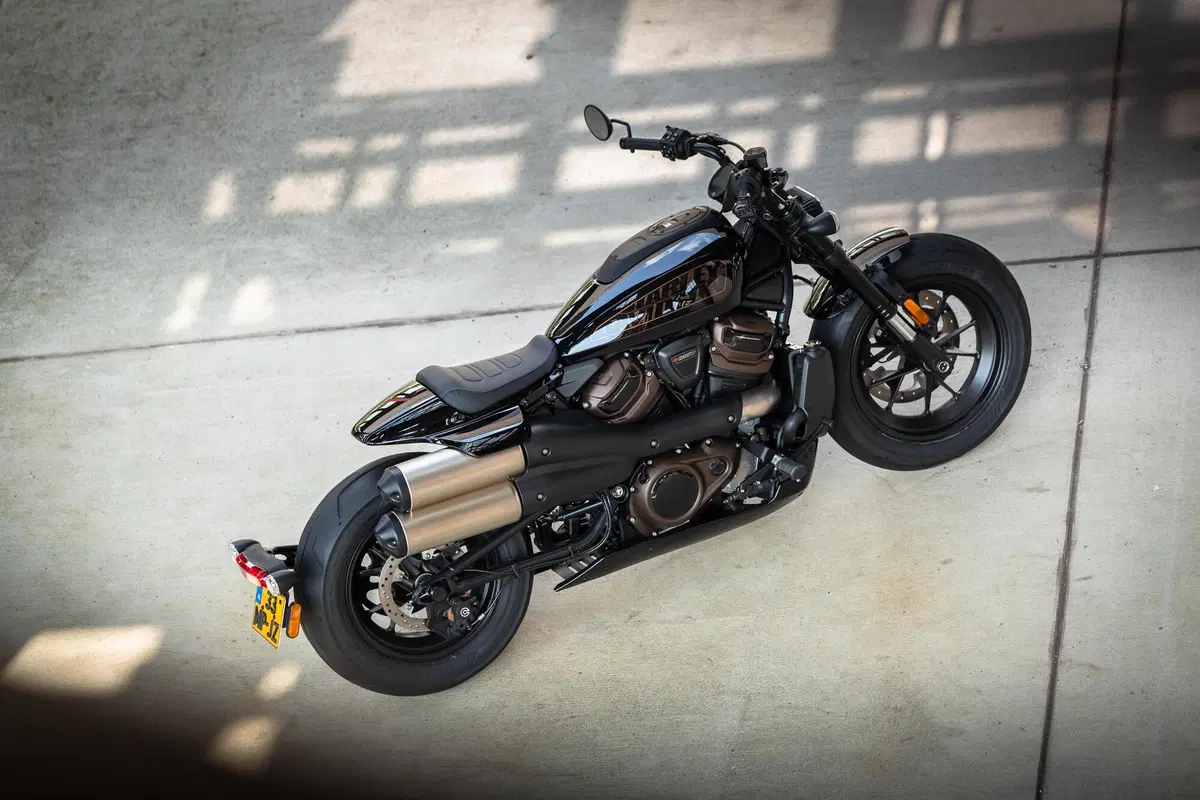 Harley-Davidson Sportster S: "You say you want a revolution!" (27)