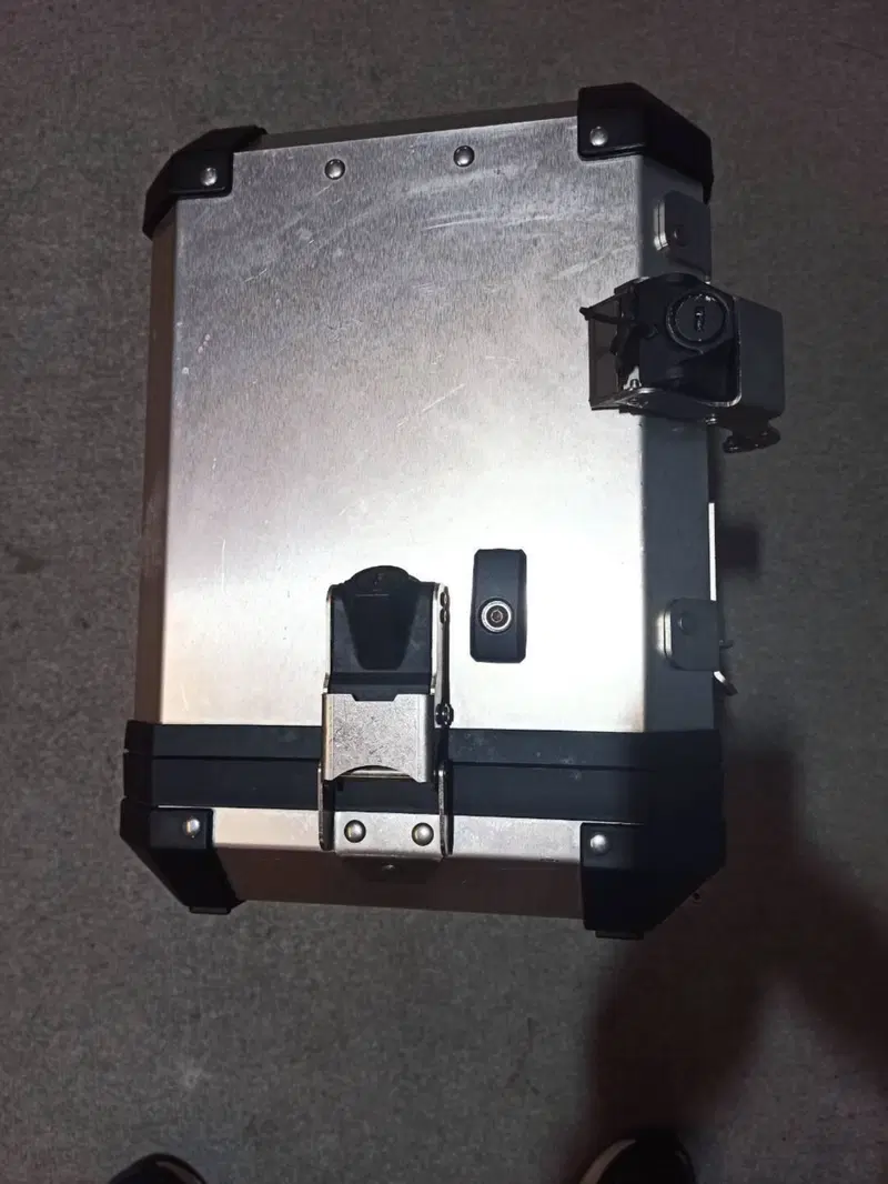 Valigia Laterale Destra ORIGINALE BMW F650 F800GS (7)