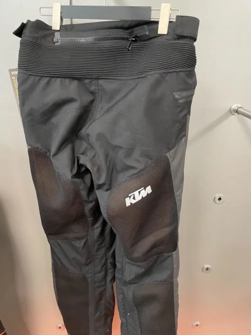 Promo Pantaloni traforati KTM (5)