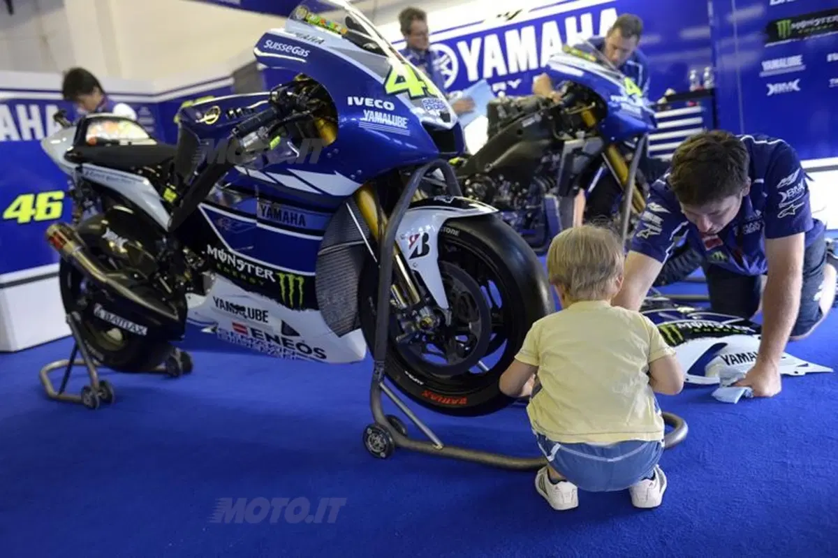 Le foto più spettacolari del GP di San Marino (27)