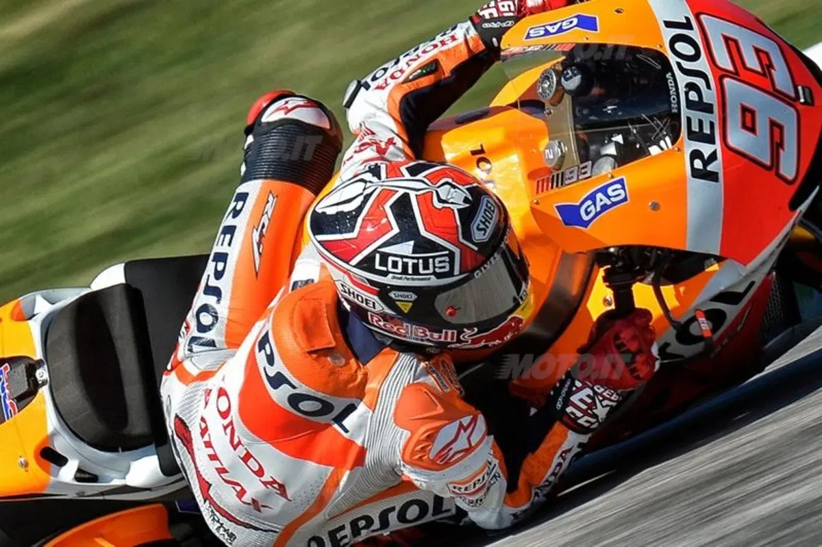 Le foto più spettacolari del GP di San Marino (28)