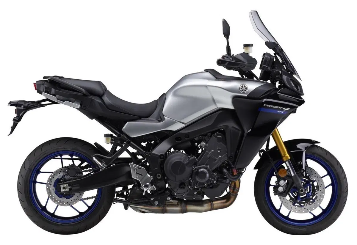 La Yamaha Tracer 9 GT sbarca in Giappone. Per noi c'&egrave; il Travel Pack