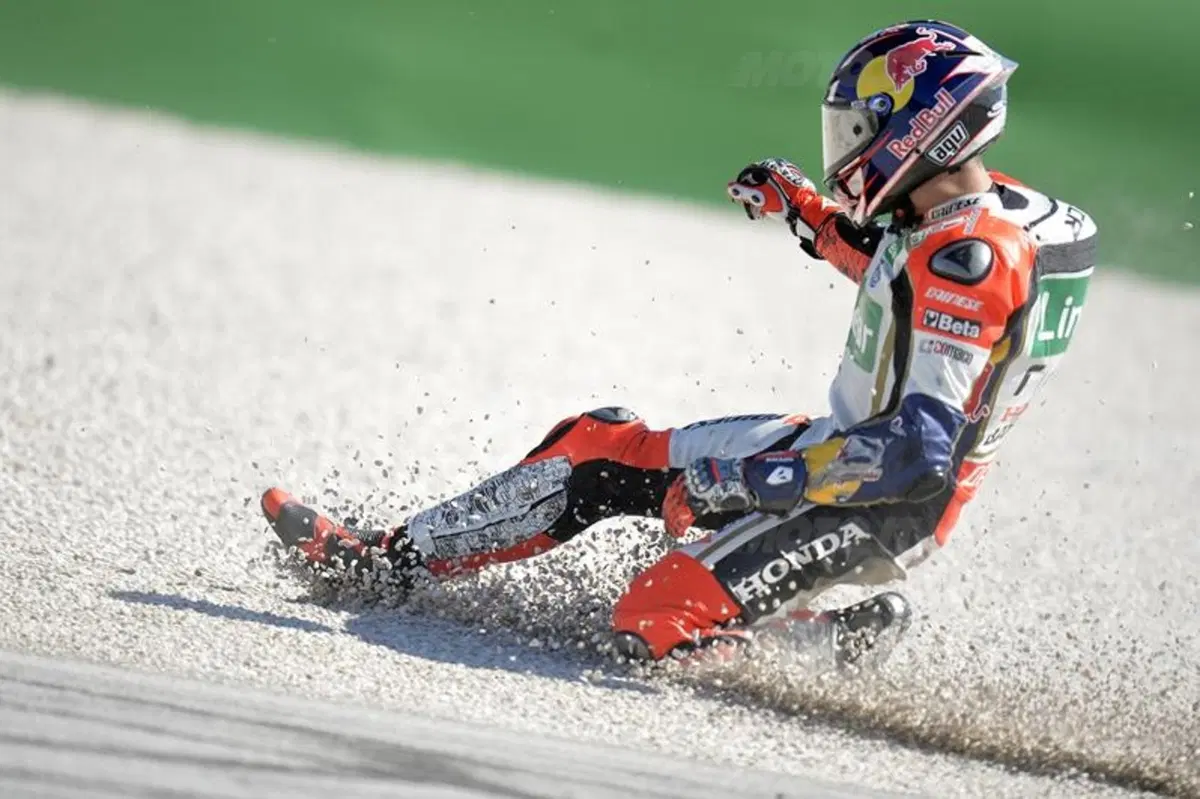 Le foto più spettacolari del GP di San Marino (39)