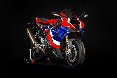 Honda: la CBR 1000RR-R Fireblade SP sfida la BSB (7)