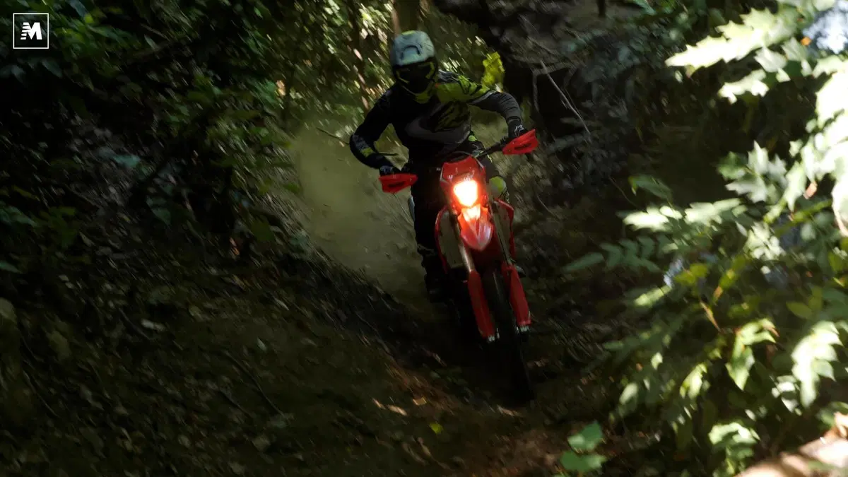 Beta Enduro 2022 TEST: 125 e 300 2 tempi insieme a 350 e 480 4 tempi! (3)