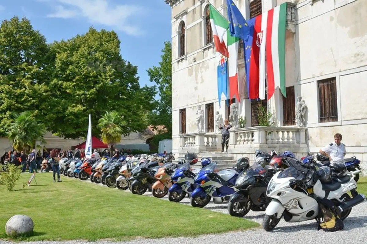 Suzuki Hayabusa Italian Meeting 2013, 60 moto da 6 Paesi (13)