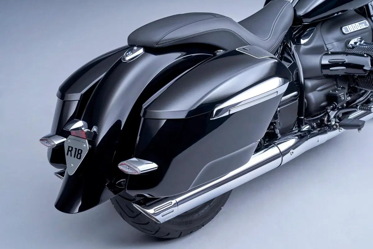 Nuove BMW R 18 Transcontinental e R 18 B. La famiglia "Big Boxer" si amplia (5)