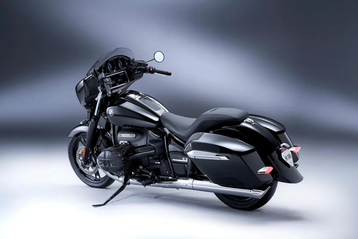 Nuove BMW R 18 Transcontinental e R 18 B. La famiglia "Big Boxer" si amplia (10)
