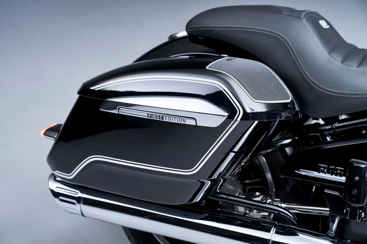Nuove BMW R 18 Transcontinental e R 18 B. La famiglia "Big Boxer" si amplia (12)