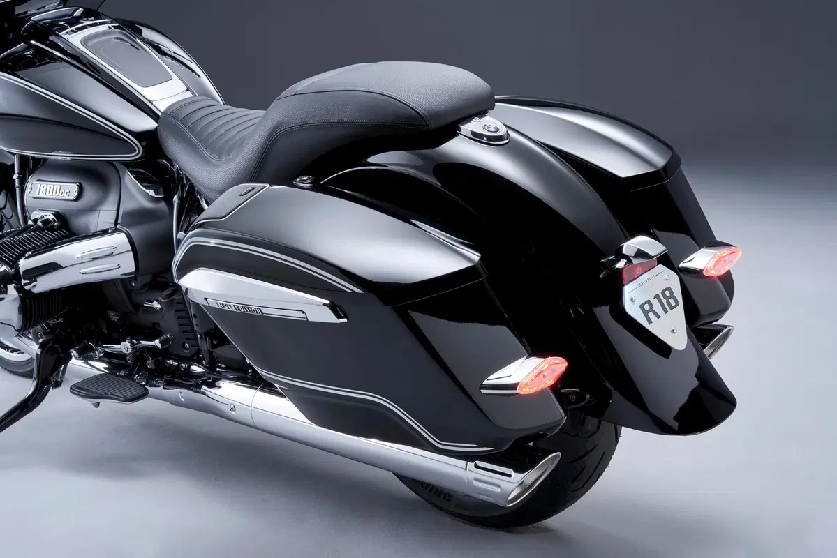 Nuove BMW R 18 Transcontinental e R 18 B. La famiglia "Big Boxer" si amplia (14)