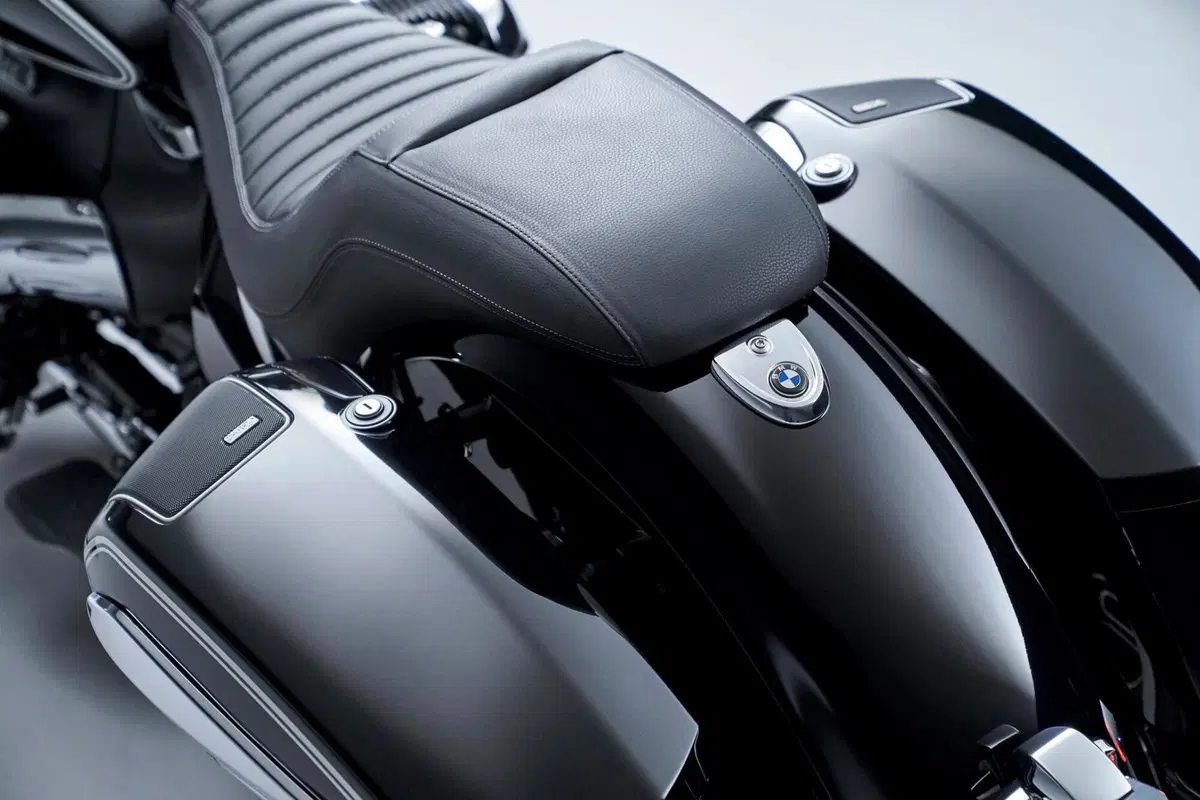 Nuove BMW R 18 Transcontinental e R 18 B. La famiglia "Big Boxer" si amplia (19)