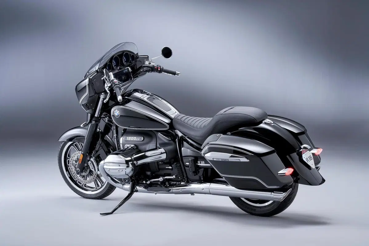 Nuove BMW R 18 Transcontinental e R 18 B. La famiglia "Big Boxer" si amplia (29)