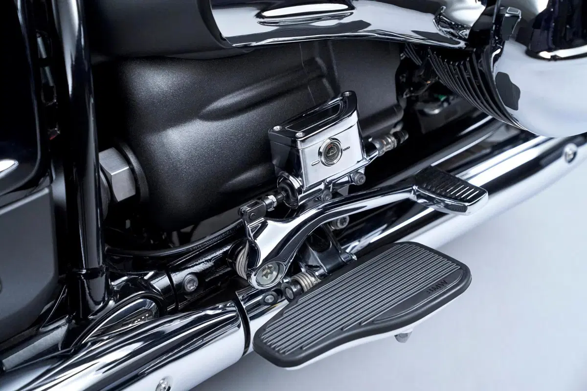 Nuove BMW R 18 Transcontinental e R 18 B. La famiglia "Big Boxer" si amplia (5)